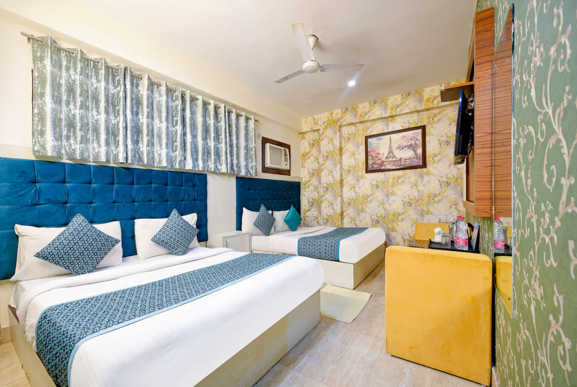 Hotel Classic Plaza @ Airport Superior Triple Room, 1 Bedroom 4