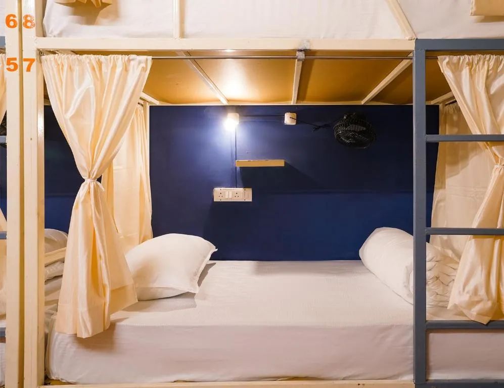 Bed in 8-Bed AC Mixed Dormitory Room