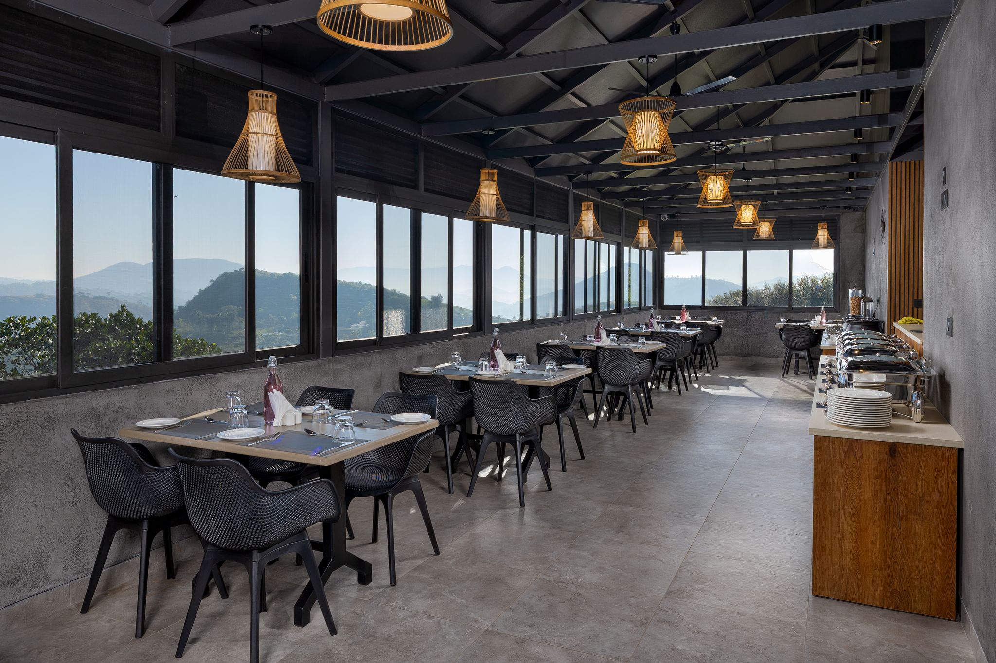 Food & Dining