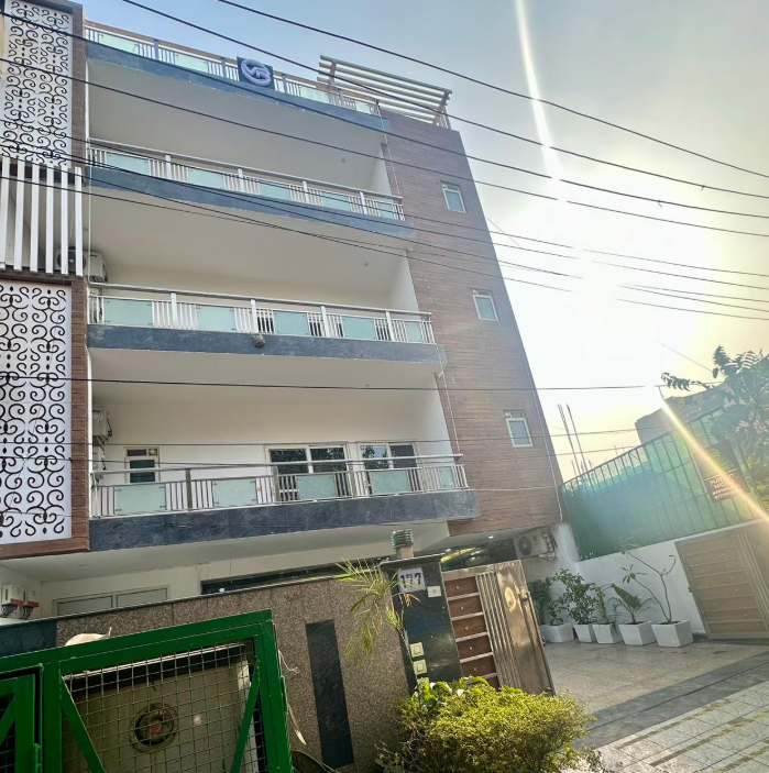 V Rooms