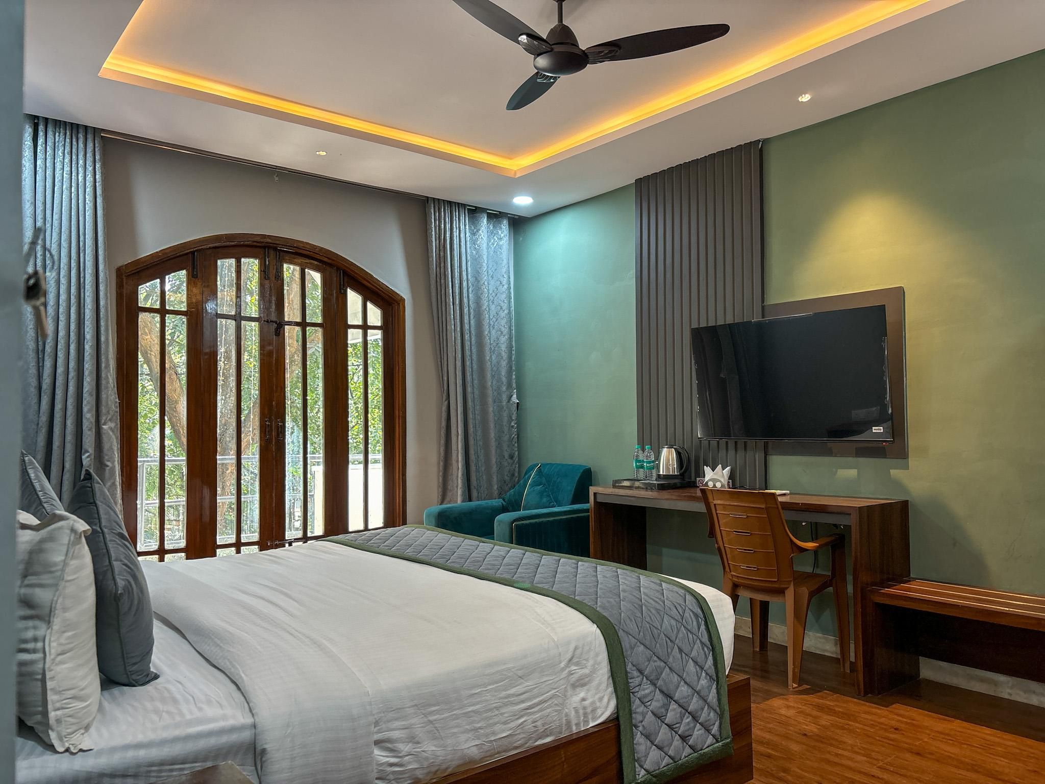 Premier City View Room