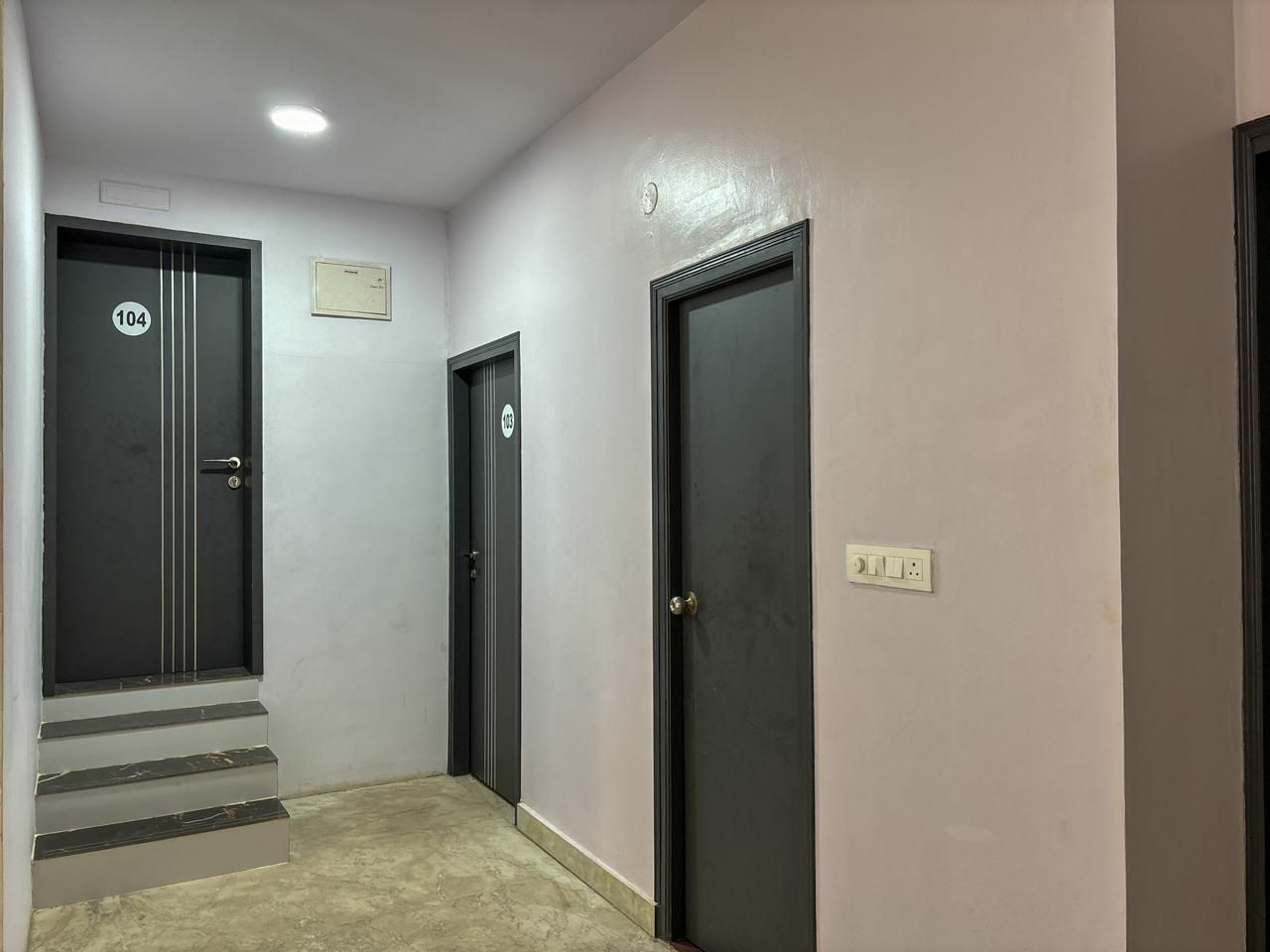 Palm Mystic Inn - Indiranagar King Room 6