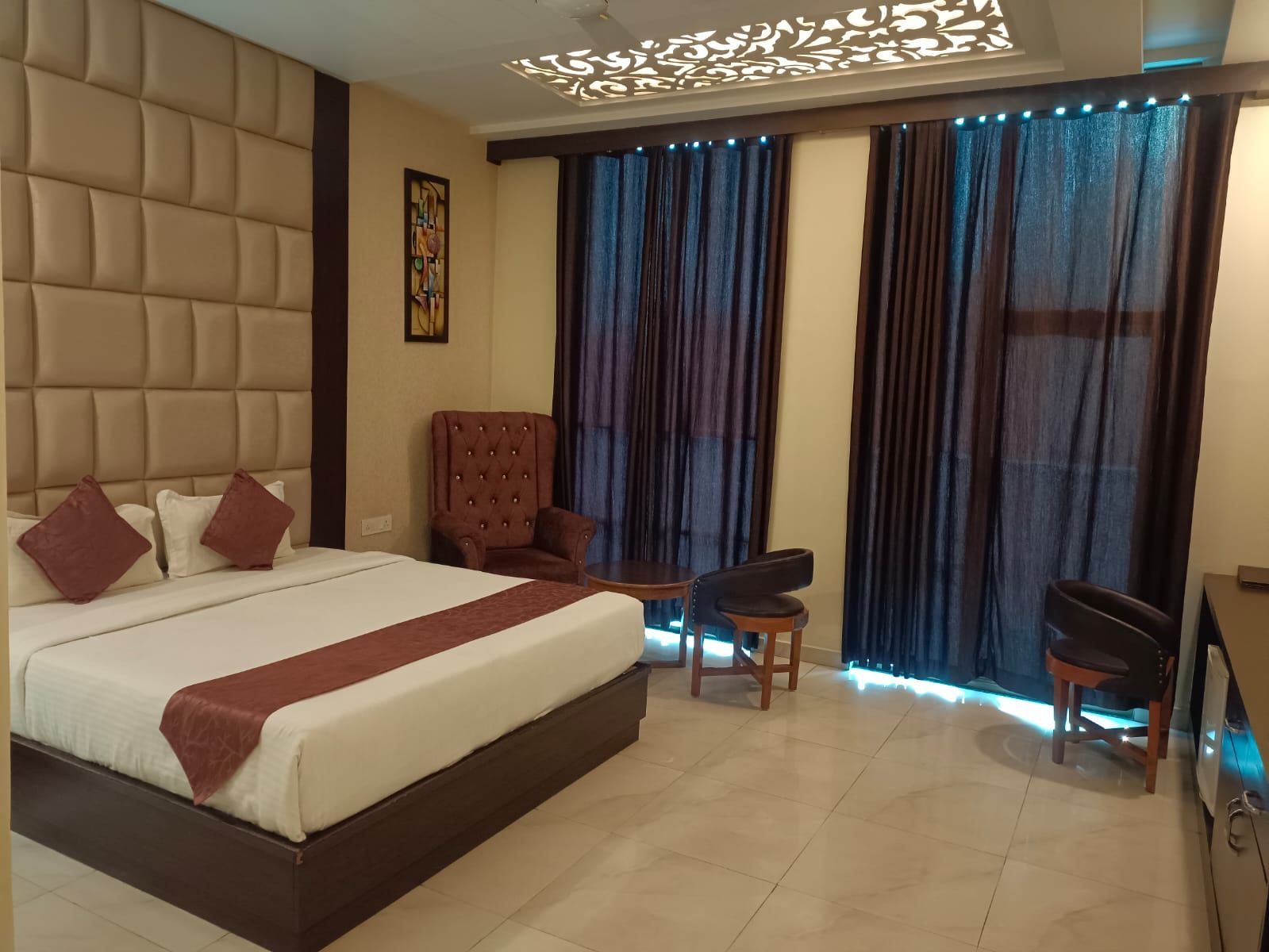 Hotel Sapphire Inn Economic Room 5