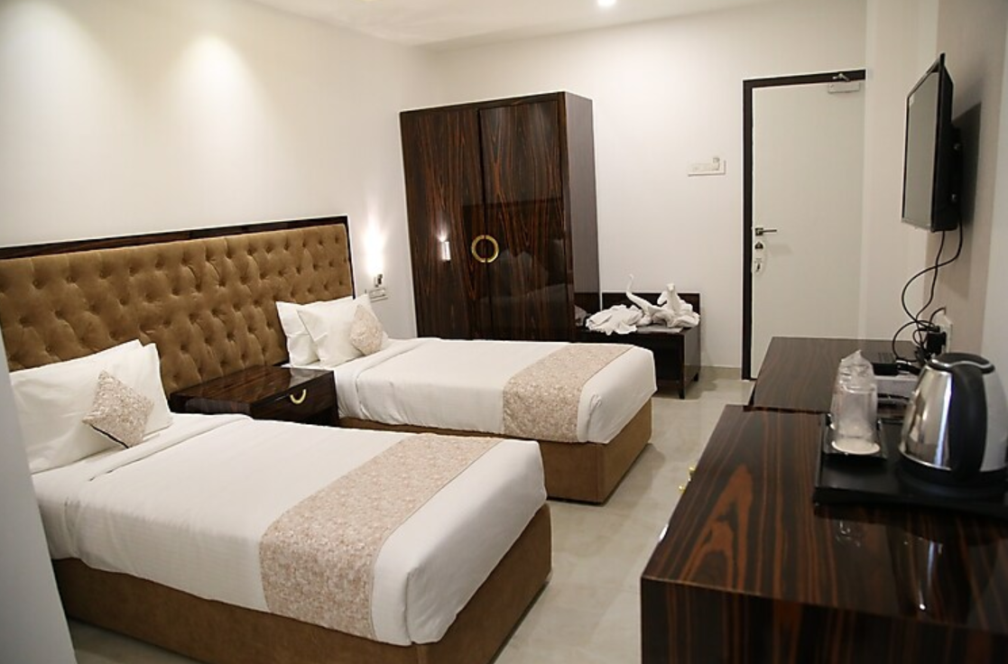 Hotel Grand Tulsi DELUXE TWIN ROOM 3