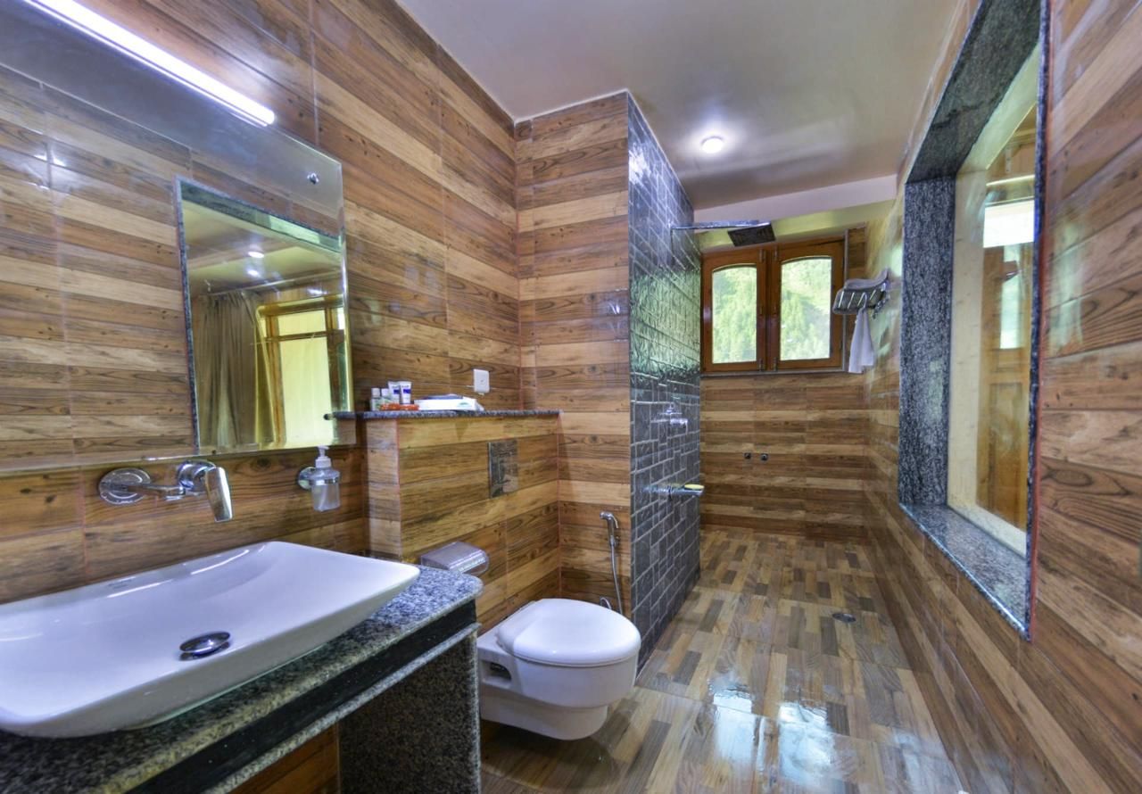 Deluxe Premium Room with Balcony