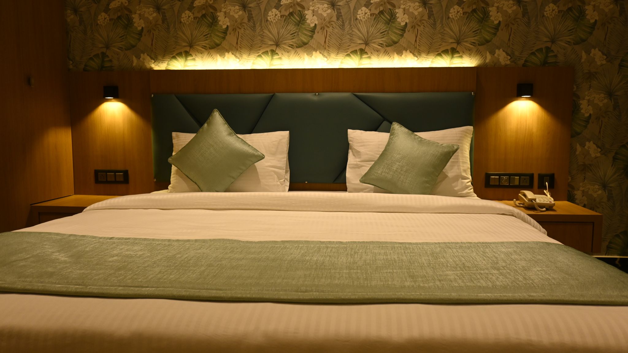 Superior Deluxe - King Bed