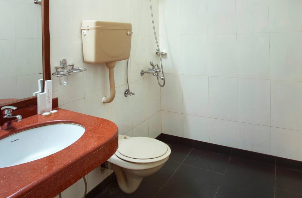 Ryewood Green Standard Room 3