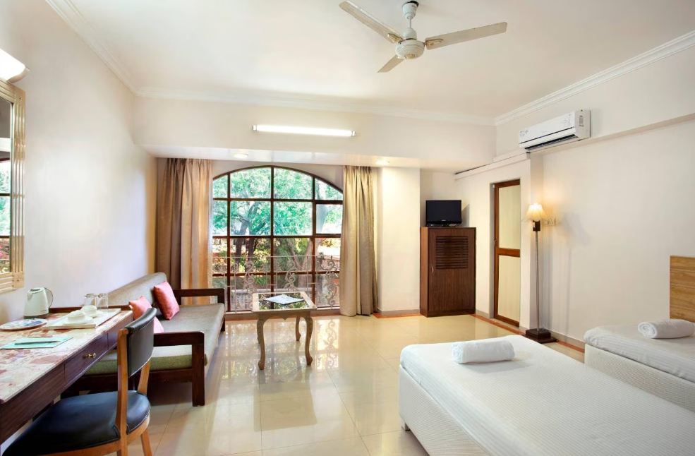 Ryewood Green Standard Room 4