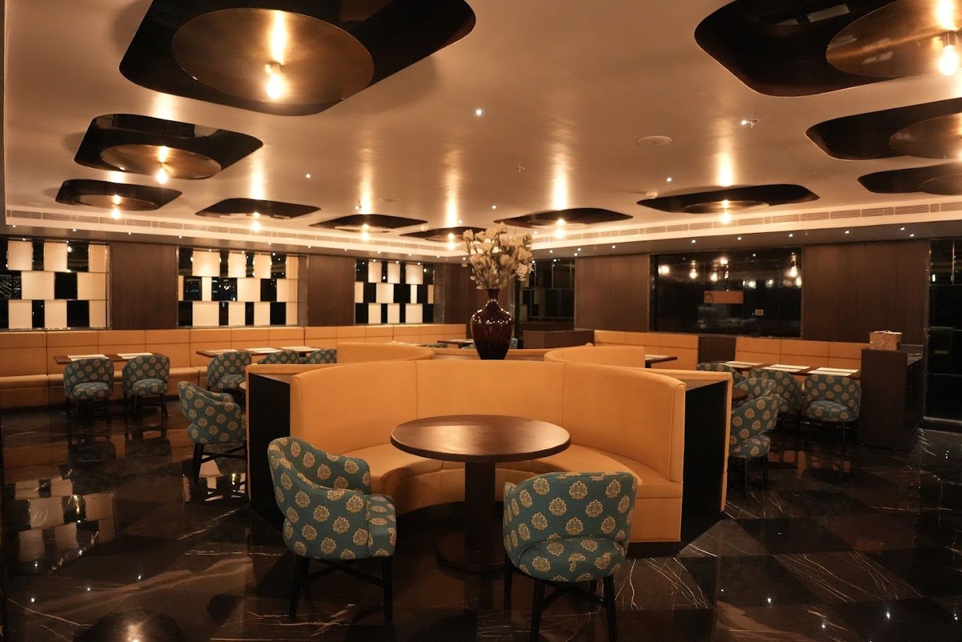 Food & Dining