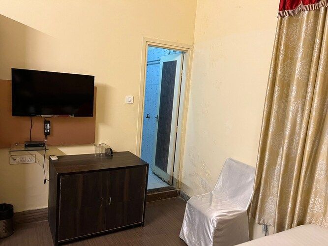 Maharani (Queen) Family Room