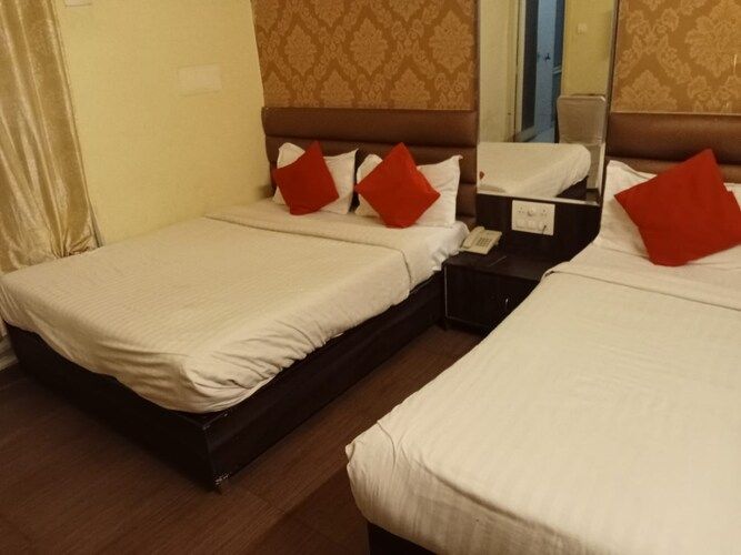 Maharani (Queen) Family Room