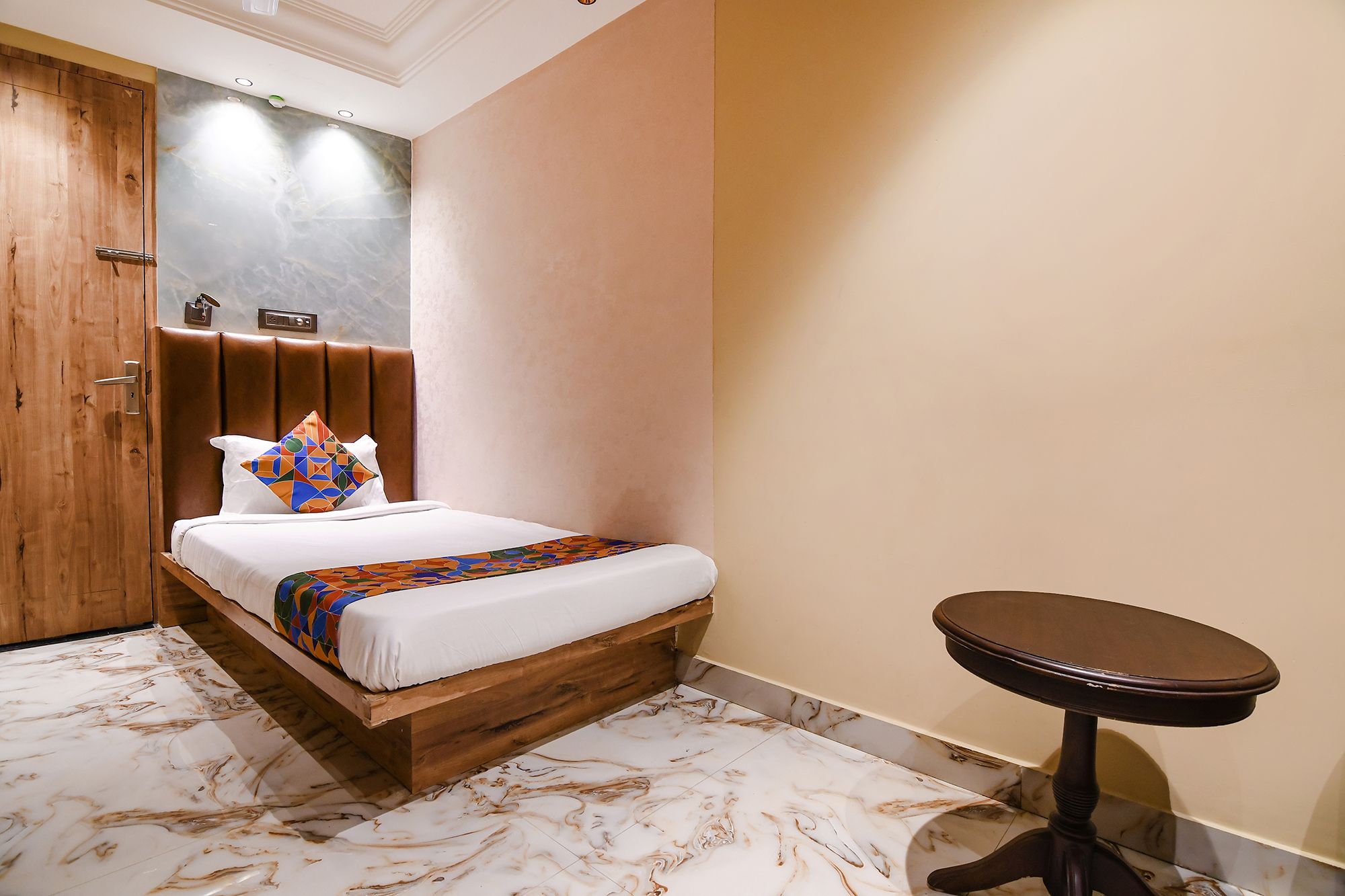 FabHotel Prime Krishna Regency Deluxe Single Room 3