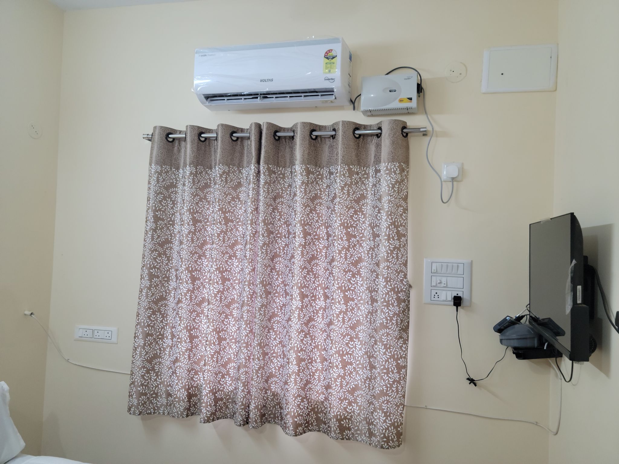 STANDARD AC ROOM