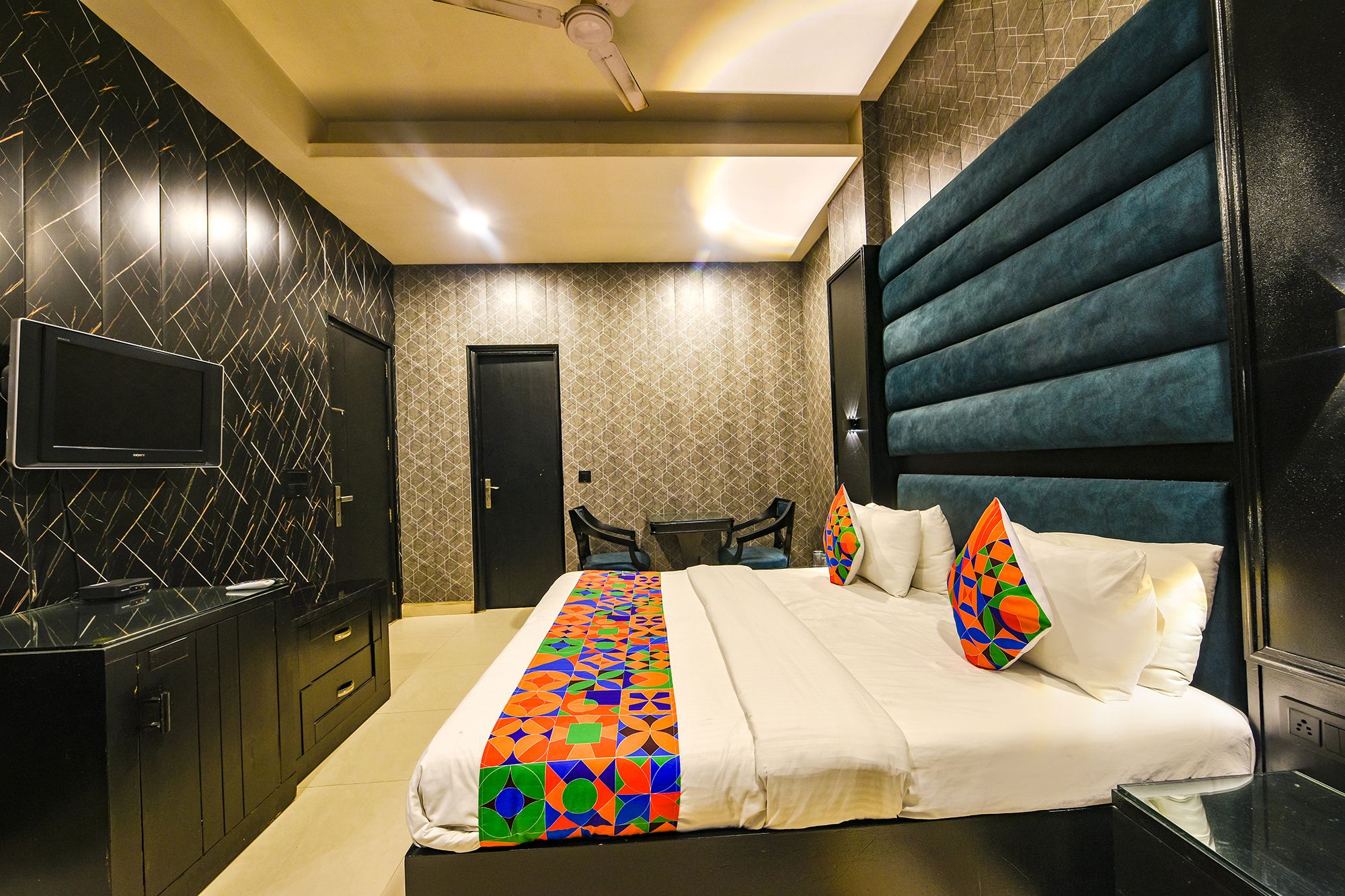  FabHotel Bharat Continental Deluxe Room 5