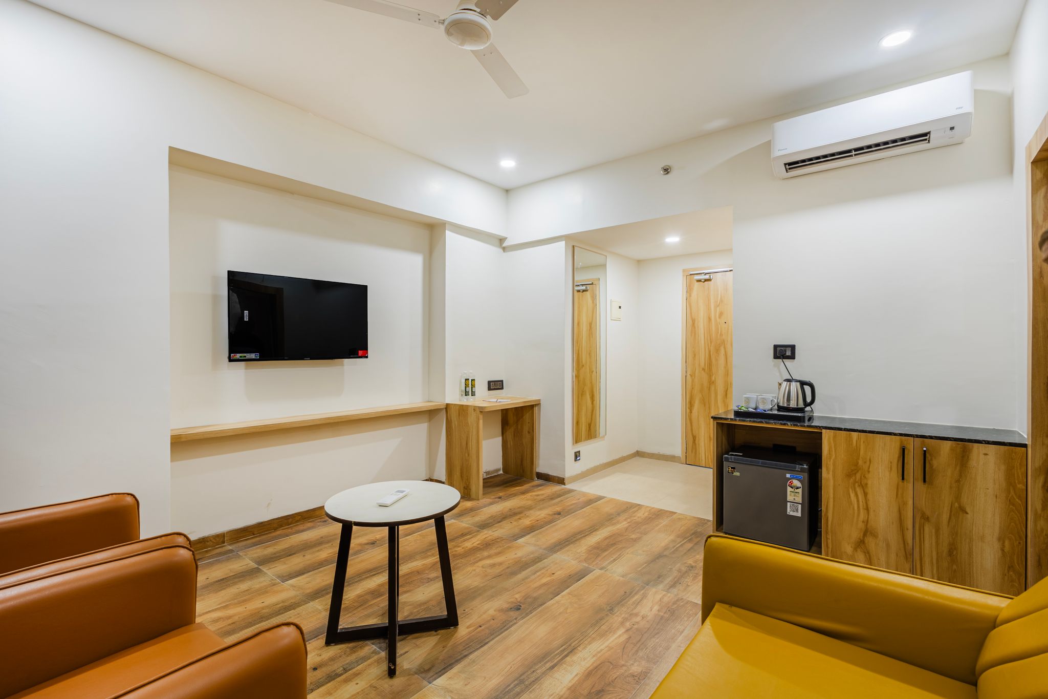 Lemonridge Hotels KPHB Suite Room 5