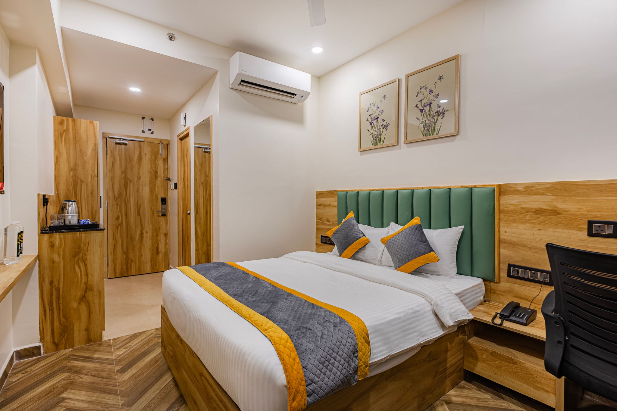 Lemonridge Hotels KPHB Suite Room 2