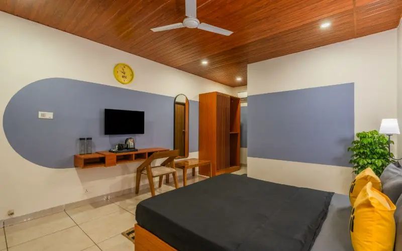 Deluxe Double Room with Patio and Garden View