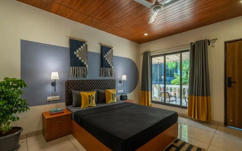 Deluxe Double Room with Patio and Garden View