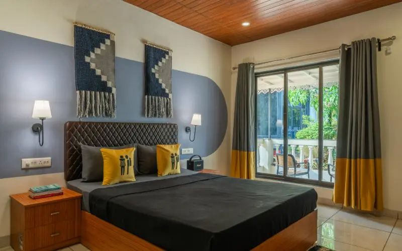 Deluxe Double Room with Patio and Garden View