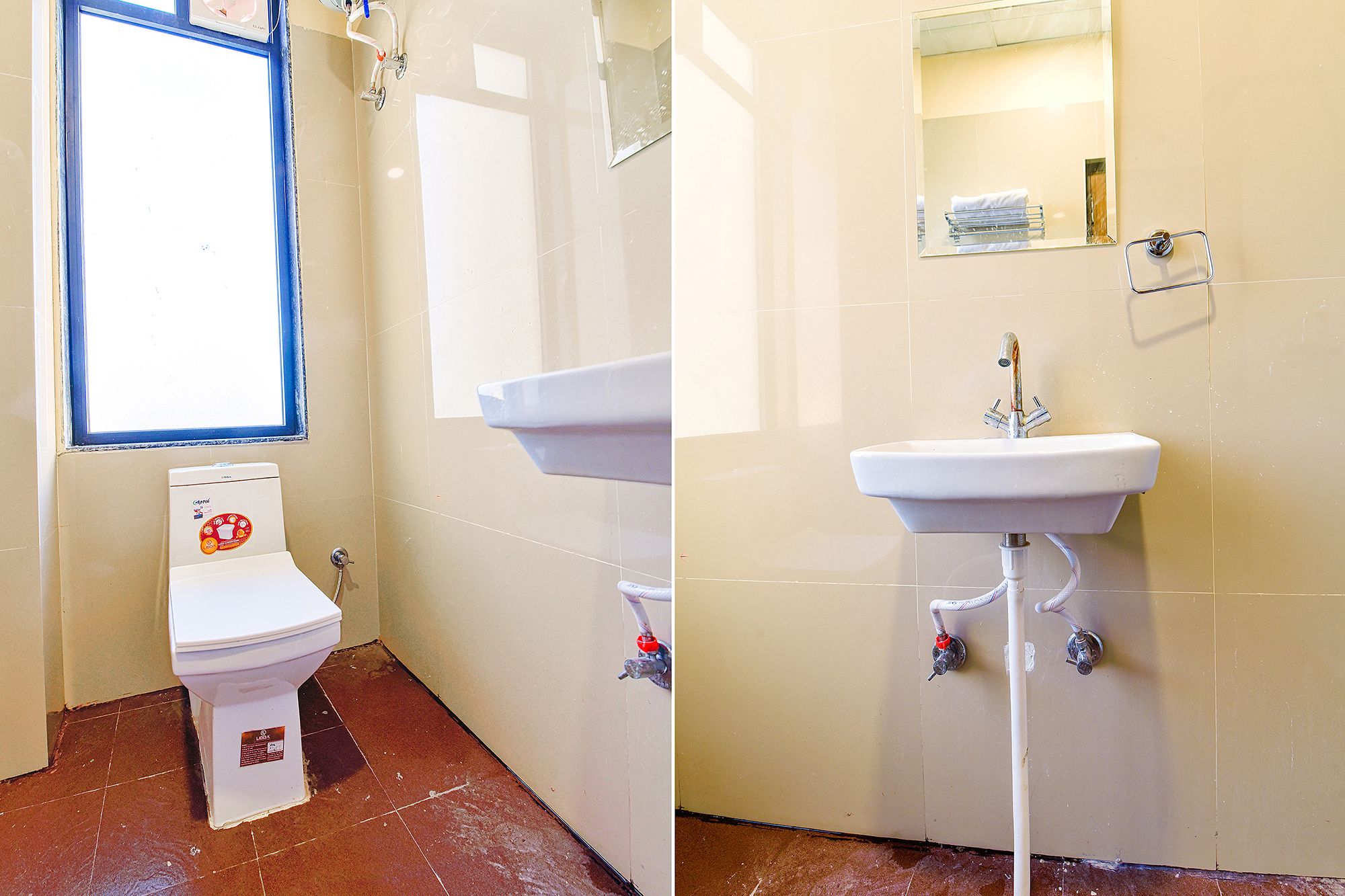 FabHotel Golden Manor Inn Deluxe Room 4