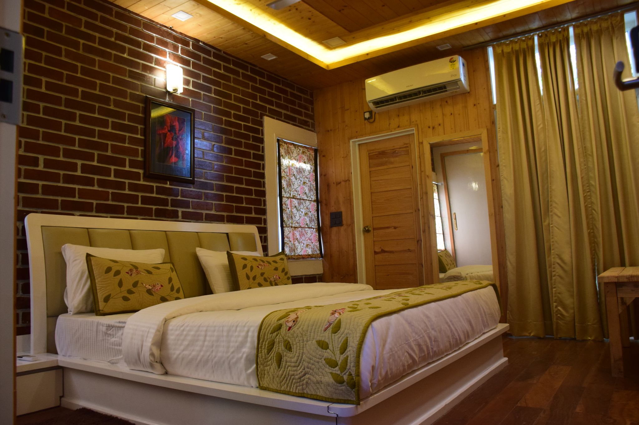 Megha Wellness Resort Studio Room Forest View  3