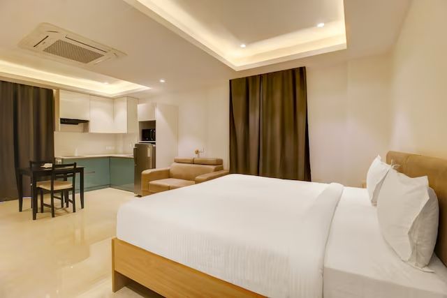 Western Suites Studio Suite with Kitchenette 3