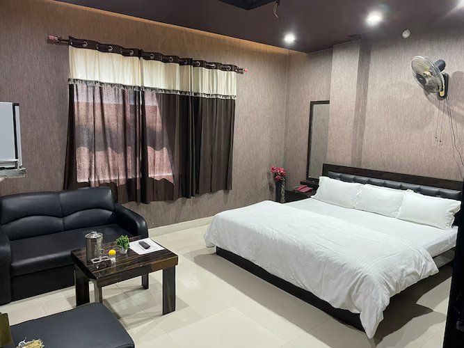 HOTEL MAYA SHYAM Super Deluxe AC Rooms 4