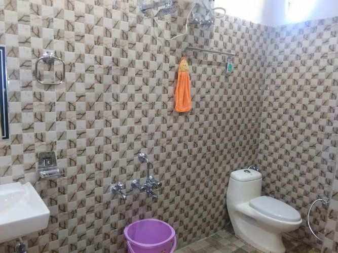 HOTEL MAYA SHYAM Super Deluxe AC Rooms 8