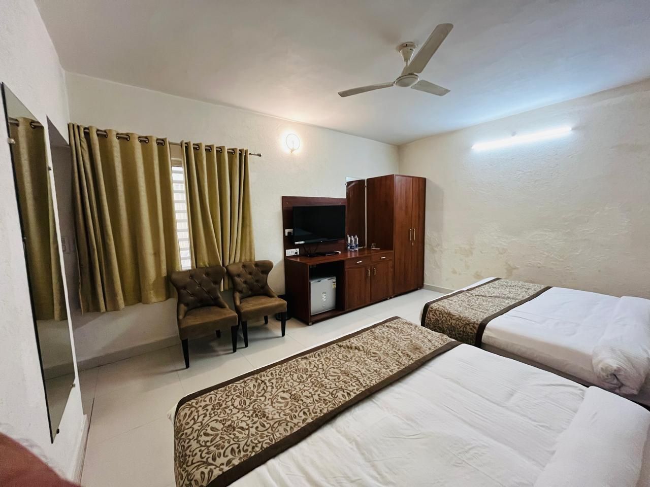 The Empire Resort  EMPIRE EXECUTIVE ROOM 2