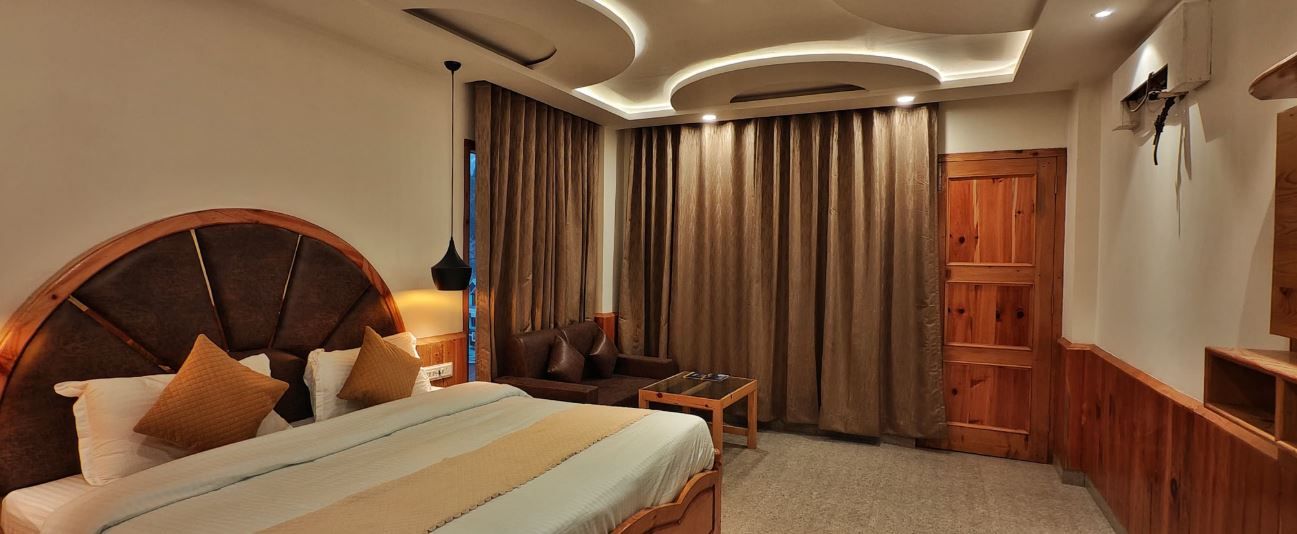  Hotel Shingar Kasol (Centrally Heated - Mountain View) Family Suite Room (Mountain View) Air Conditioned/Centrally Heated