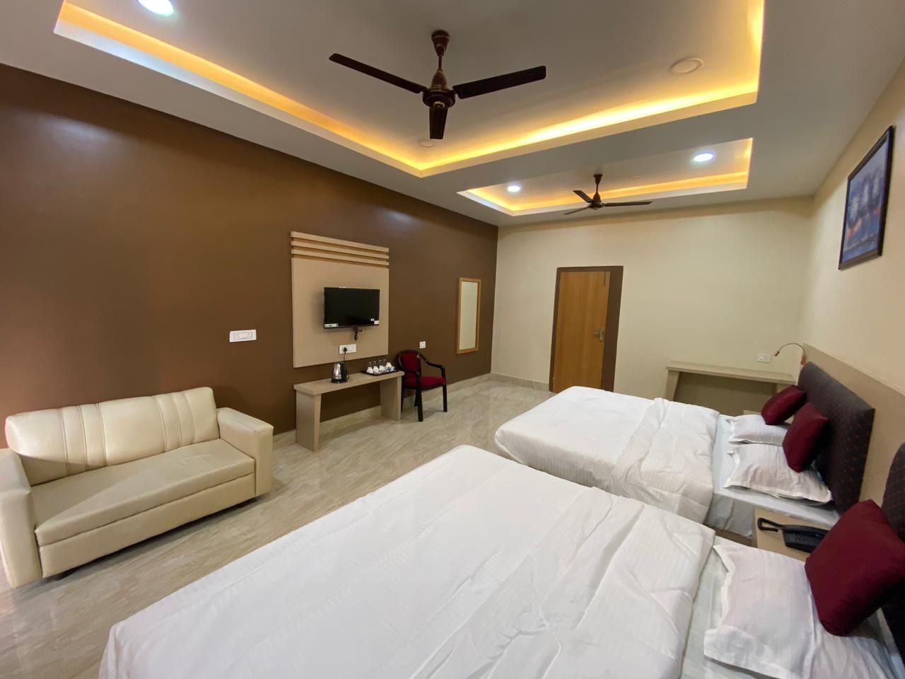 Triple room