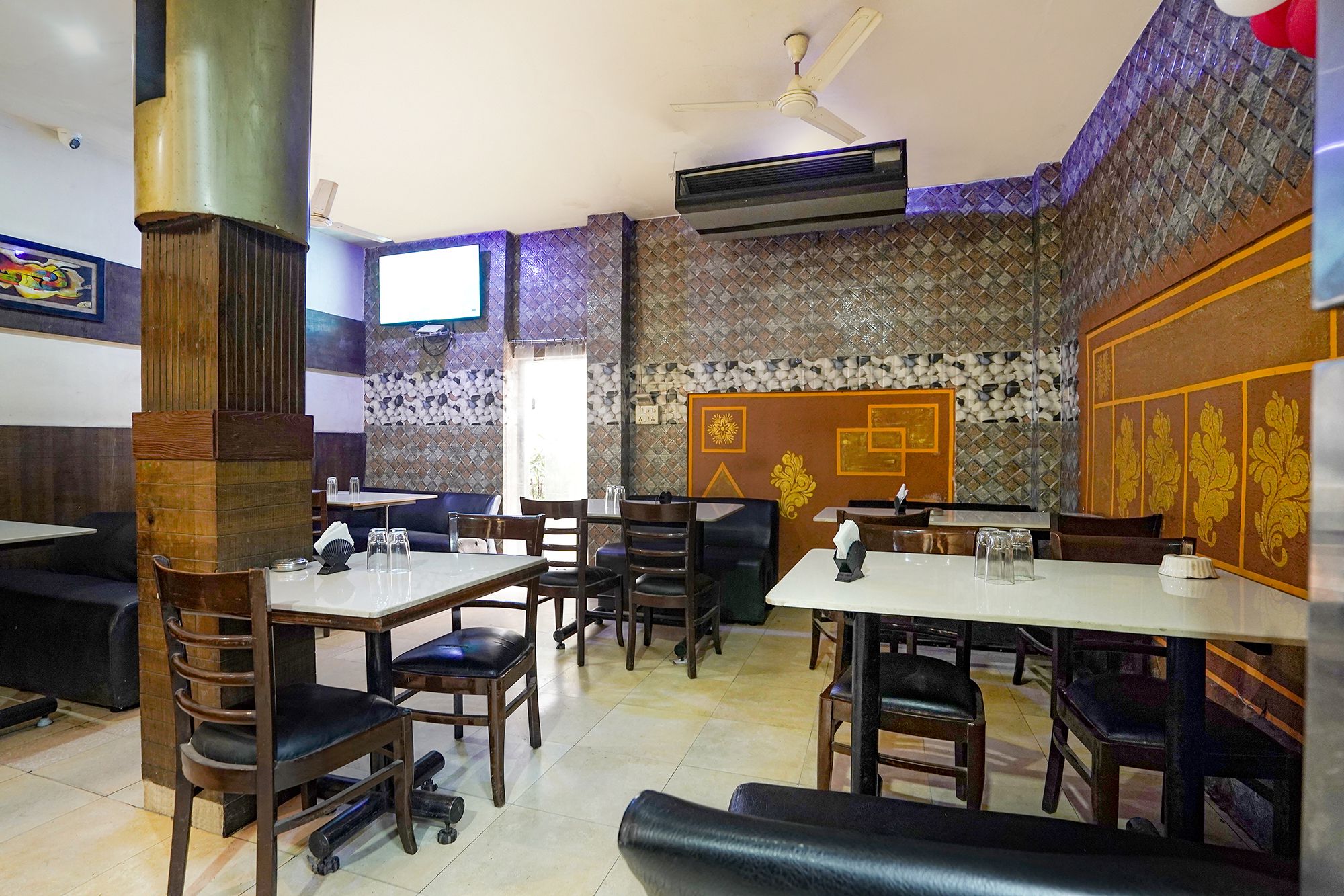 Food & Dining