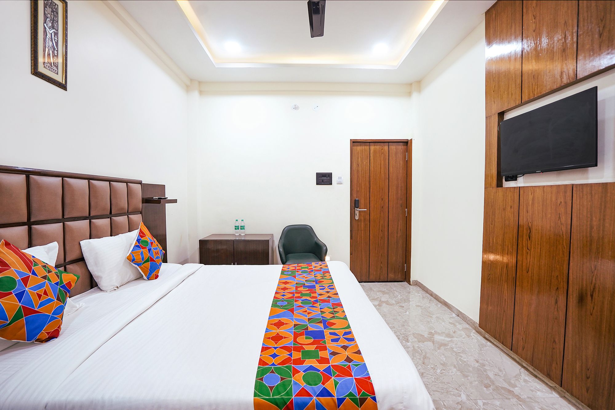 FabHotel Sarja Sky Premium Room 3