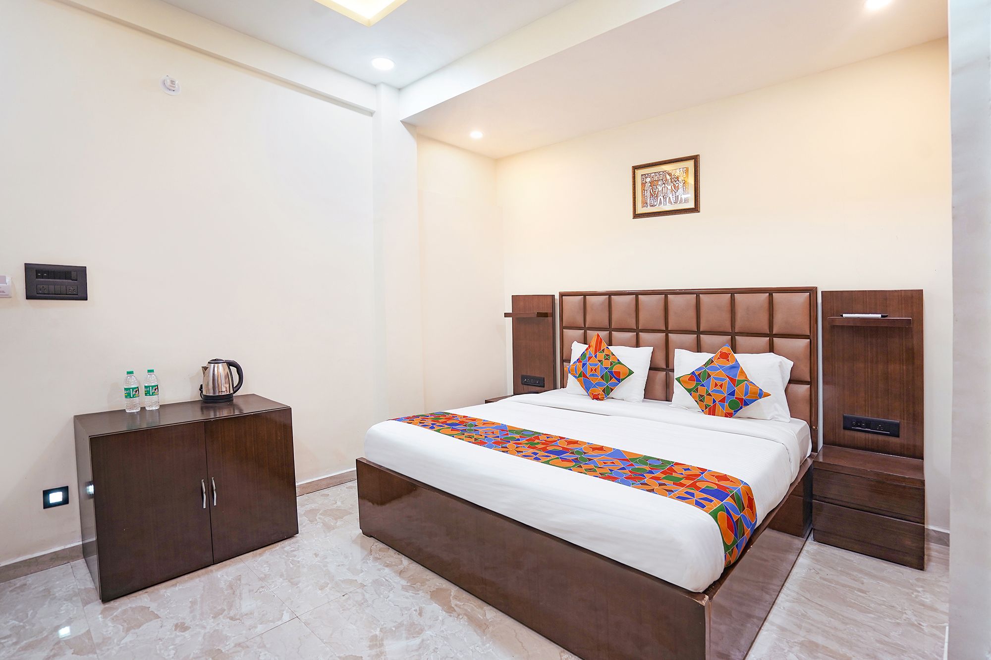 FabHotel Sarja Sky Premium Room 2