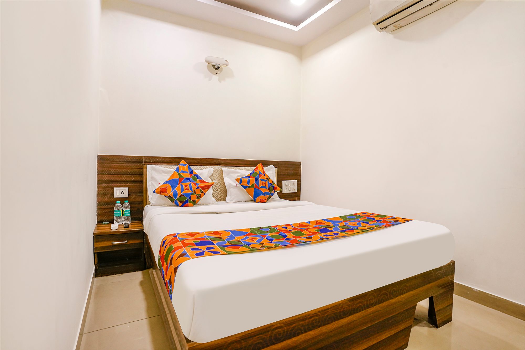FabExpress Accore Inn Deluxe Room  3