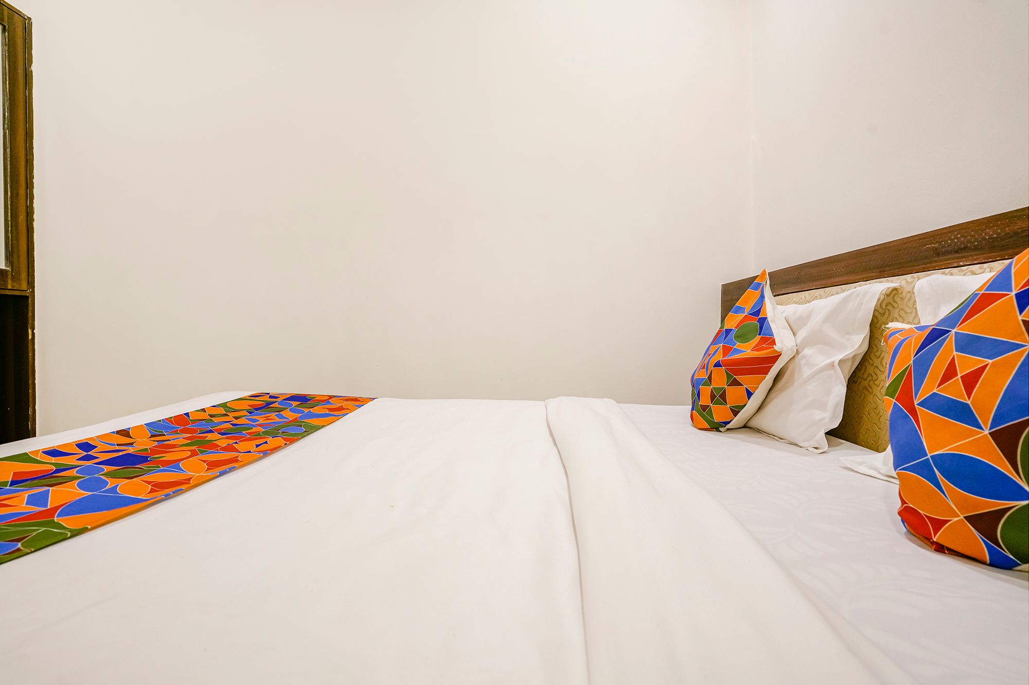 FabExpress Accore Inn Deluxe Room  2