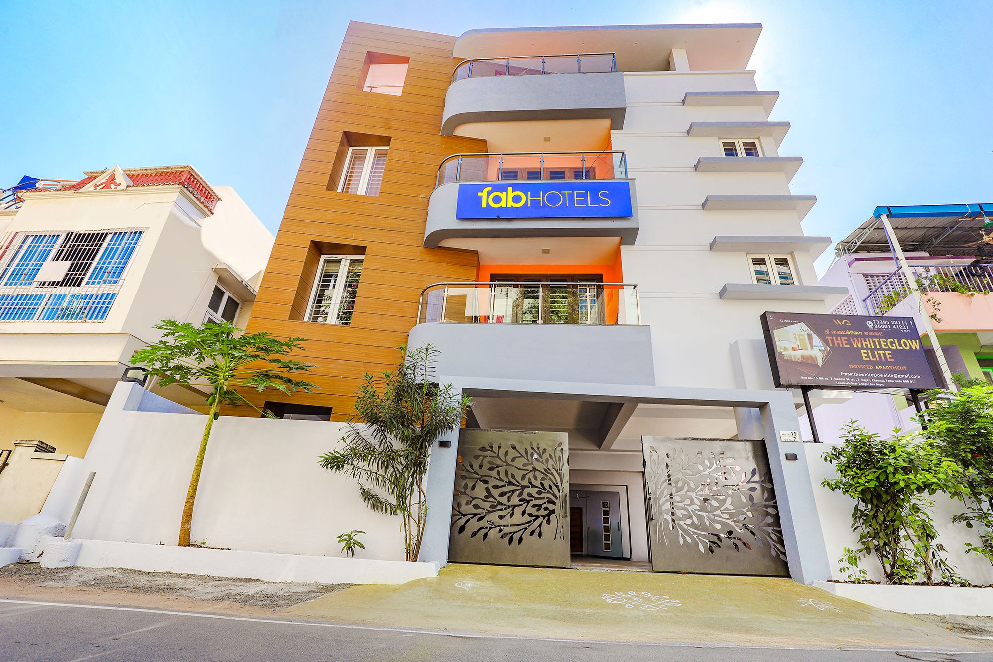 Fabhotel Hathvik Park - Near to Nandanam Metro Station