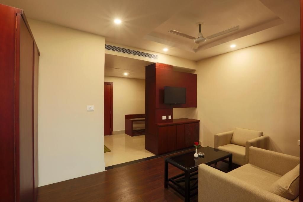 Side Image 2