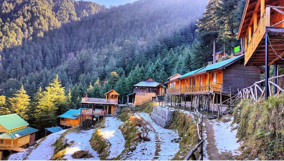 Mid Conifer | Resort & Cottages Deluxe cottage ( Snow Capped Mountains View ) 14