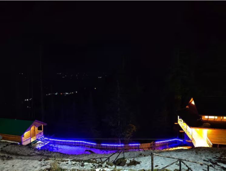 Mid Conifer | Resort & Cottages Deluxe cottage ( Snow Capped Mountains View ) 11