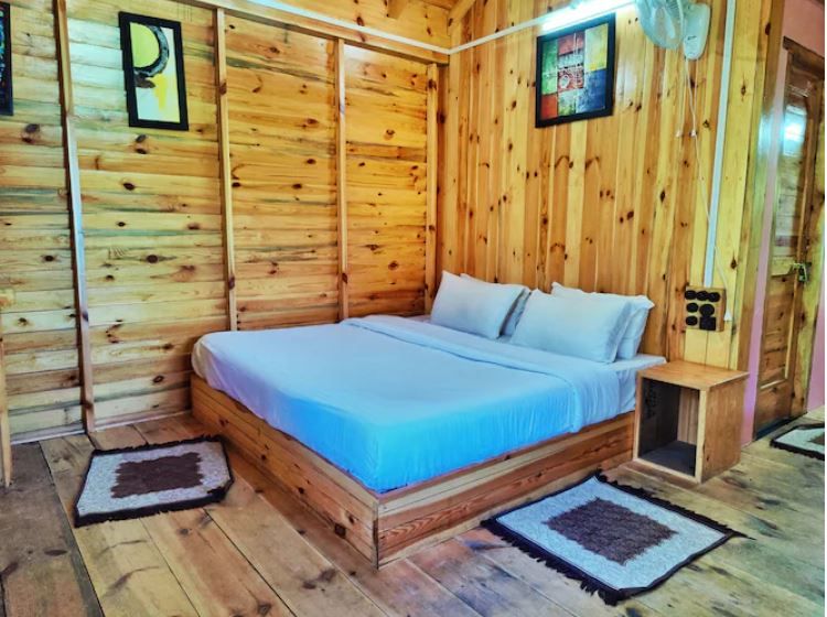 Mid Conifer | Resort & Cottages Deluxe cottage ( Snow Capped Mountains View ) 6