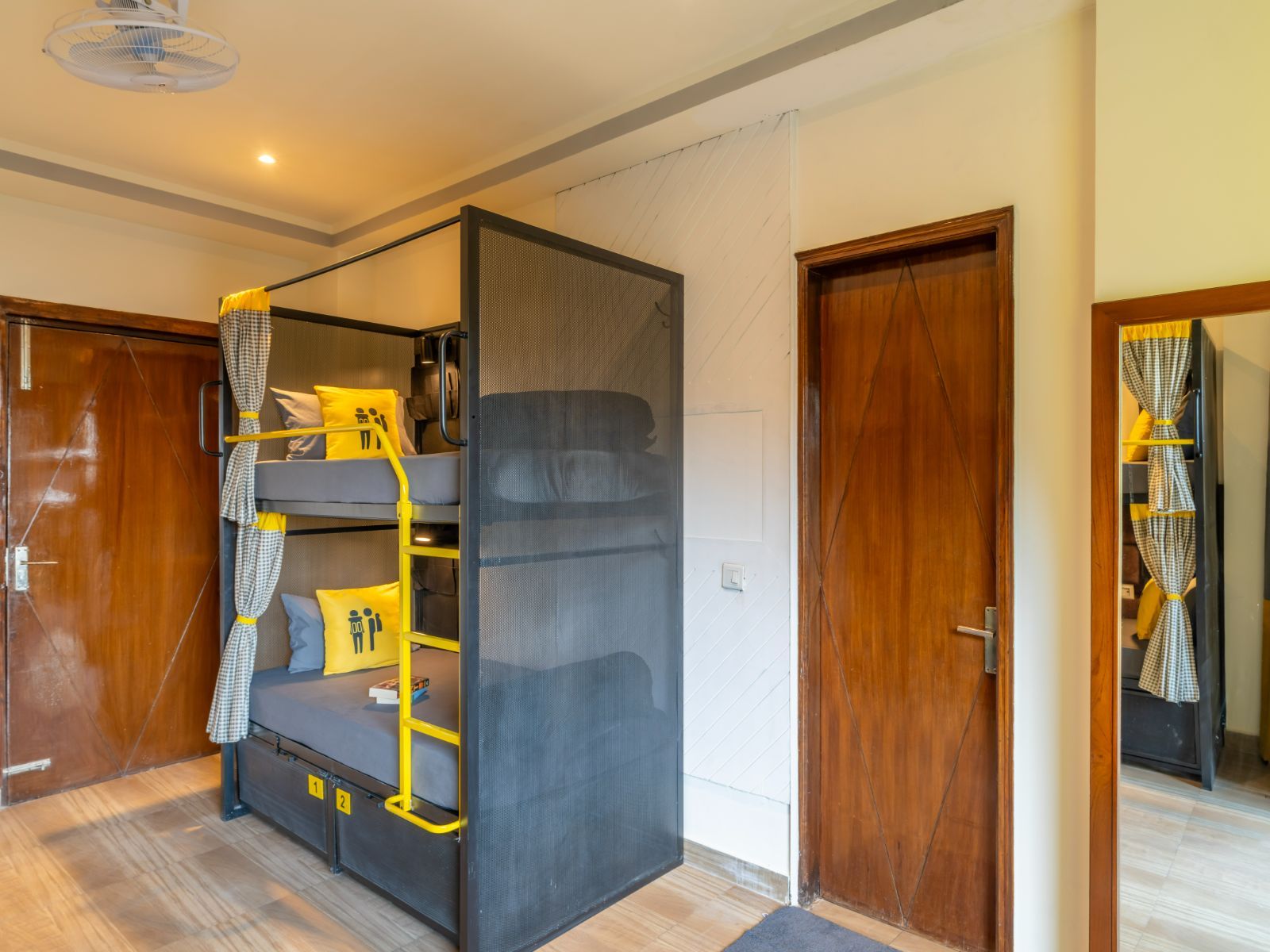 Bed in 6 Bed Female Dormitory with Balcony and Valley View