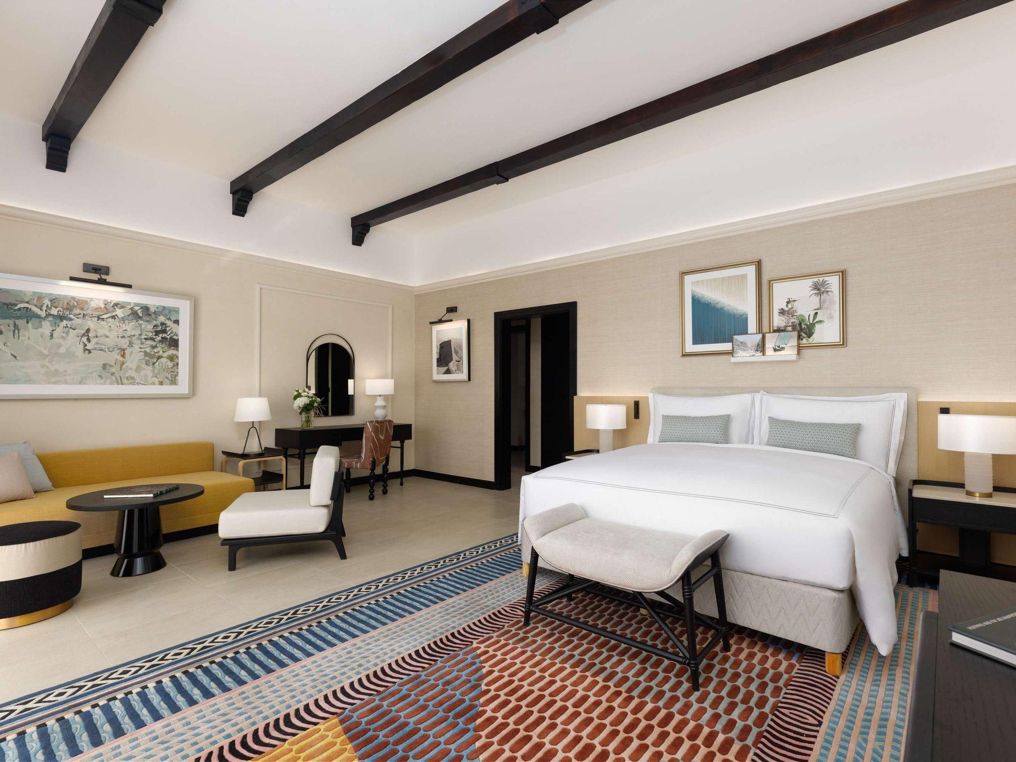 Imperial One Bedroom Suite, Private Pool, Beach Front, Club Access