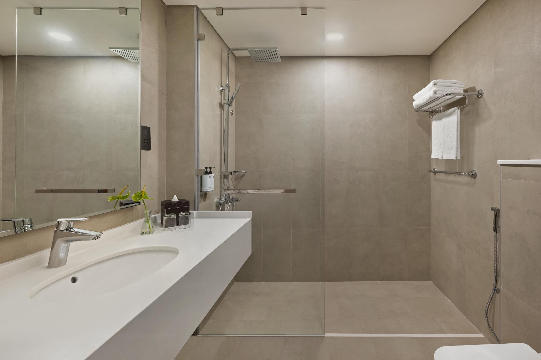 Sea View One Bedroom Apartment with Balcony