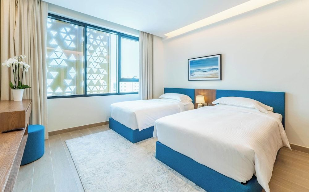 Beach Bay Hotel Mirfa Studio, 2 Twin Beds, Balcony, Sea View 2