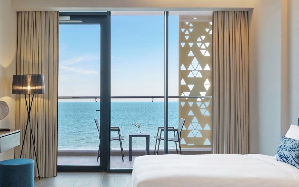 Beach Bay Hotel Mirfa Studio, 2 Twin Beds, Balcony, Sea View