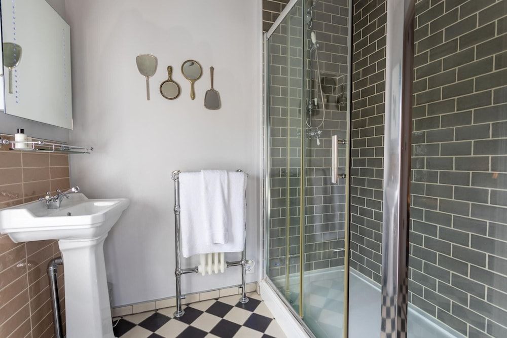 1777 The Albion Indulgence Plus Double Room 5