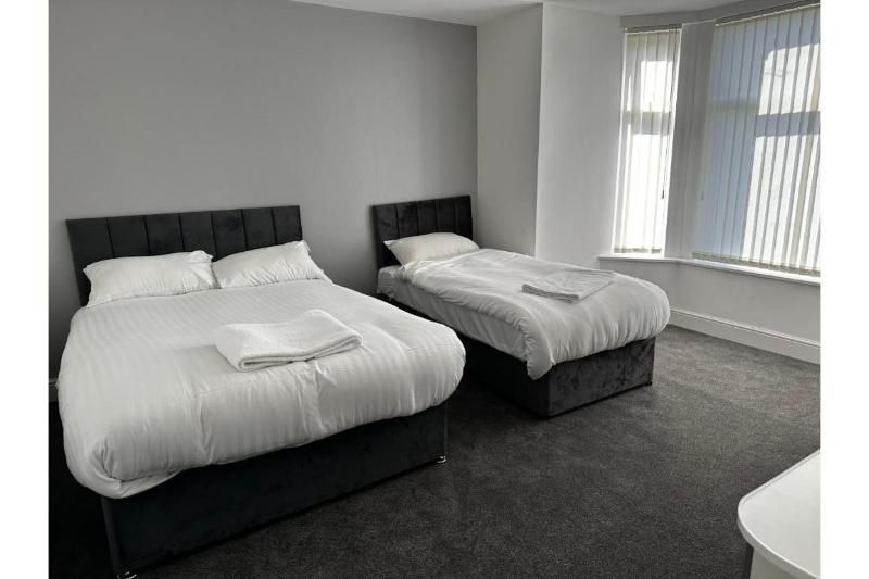 Deluxe Triple Studio