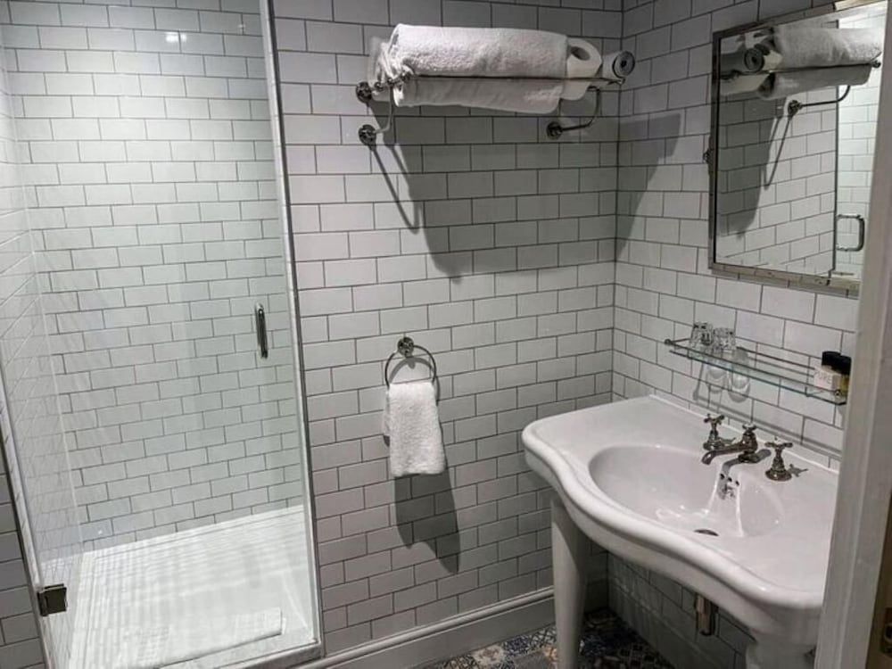 Marco Pierre White's Rudloe Arms Superior Double Room 3