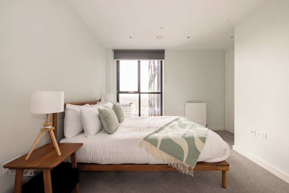 Croydon by Charles Hope Superior Two Bedroom Apartment